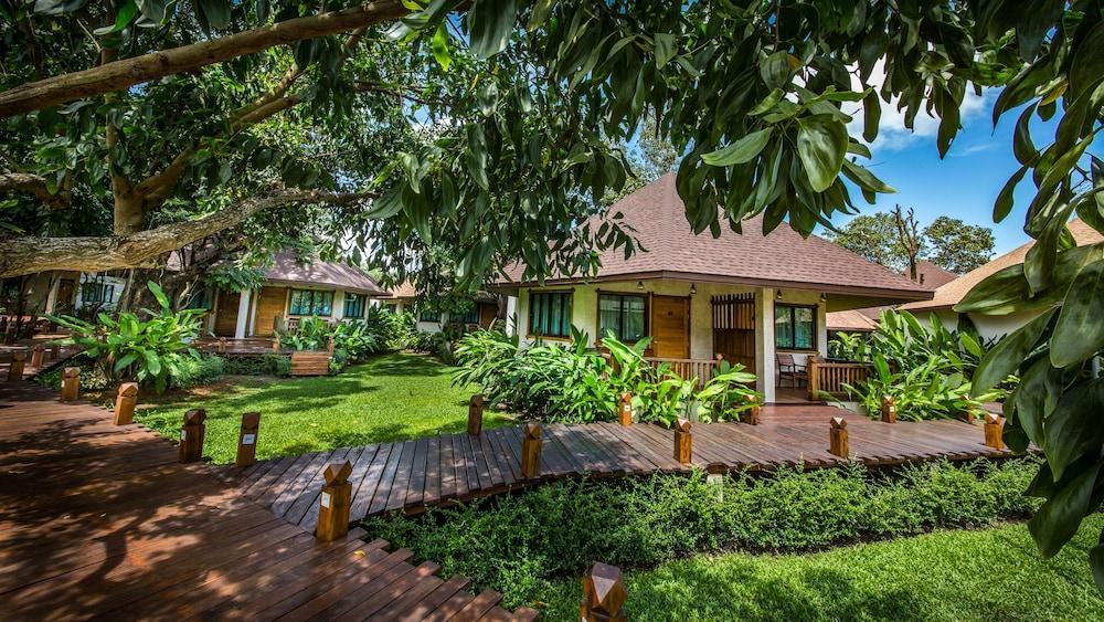 Naiyang Park - Sha Extra 4* Nai Yang Beach